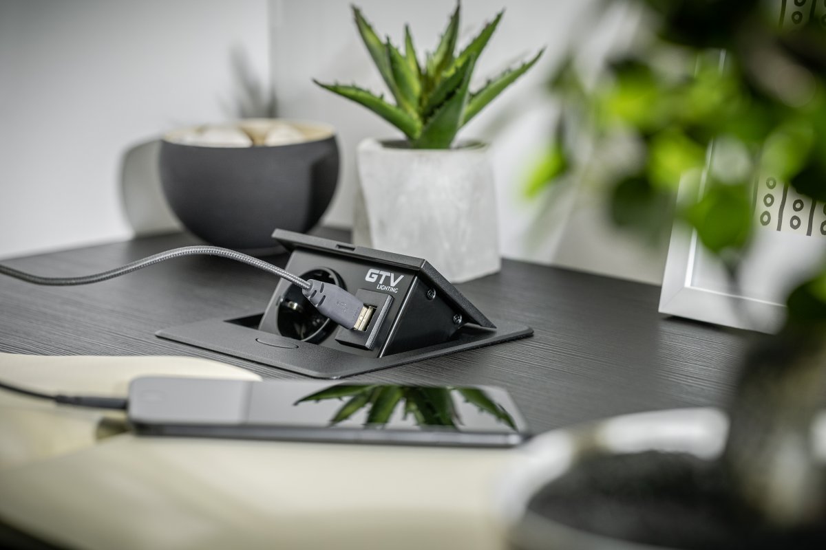 Produžni kabel stolni ugradni AVARO, 1x schuko utičnica, 2xUSB A, kabel 1.5m, crni