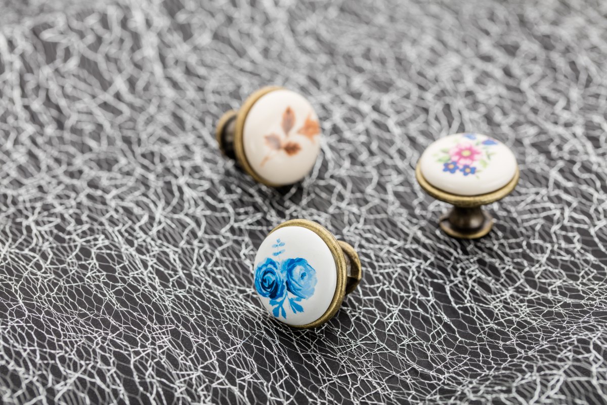 Porculanska gumb ručka (staro zlato) smeđi cvijet, WP-0728 JR