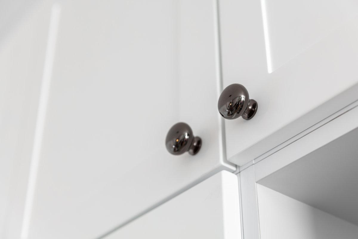 Dugme ručkica BERGAMO, čelik, crni krom