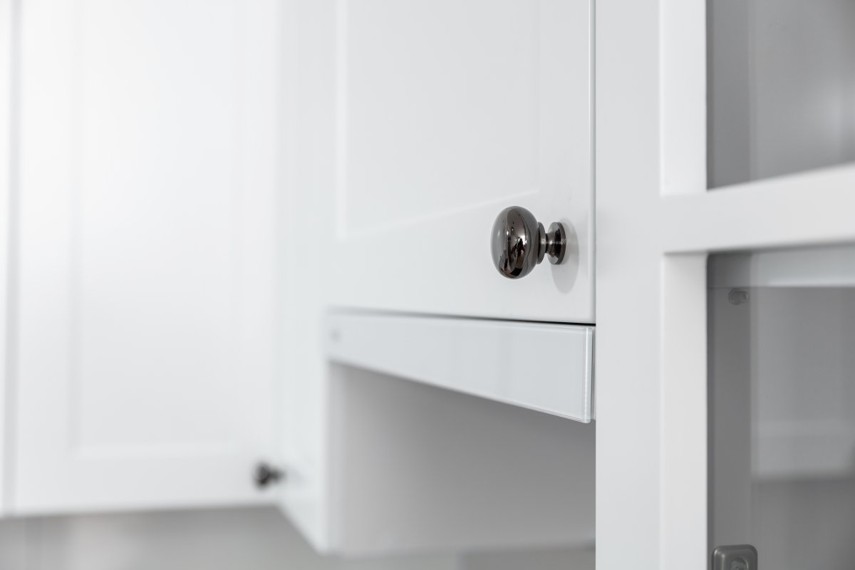 Dugme ručkica BERGAMO, čelik, crni krom