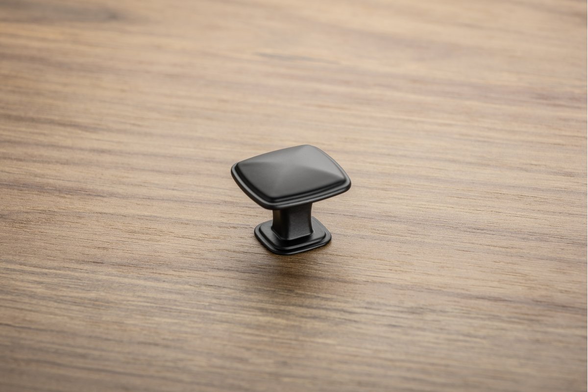 Dugme ručkica POINT, mat crna