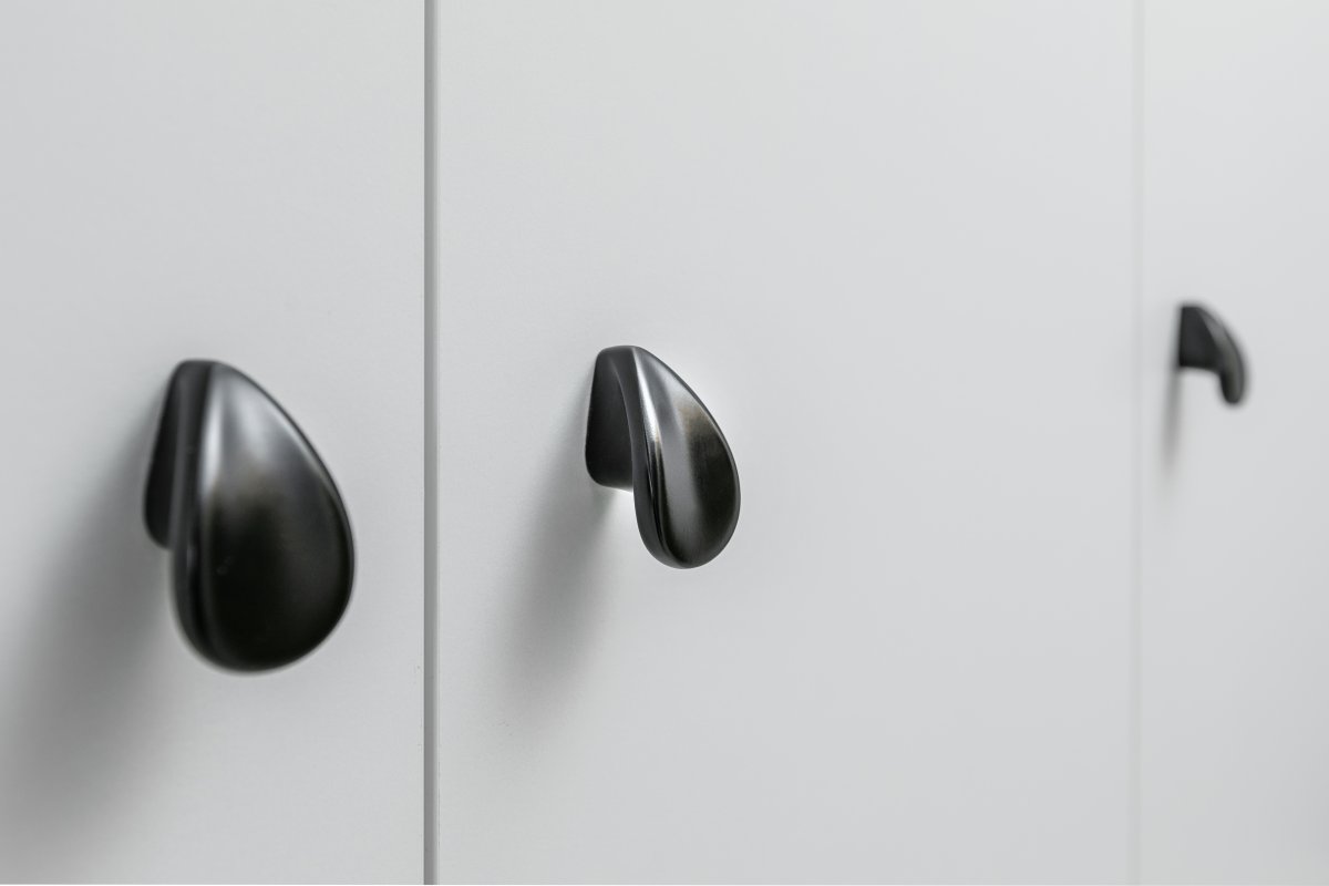 Gumb ručkica VENICE mat crna