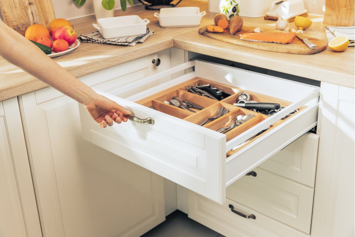 Ručkica WP 12-96 antiča bronca