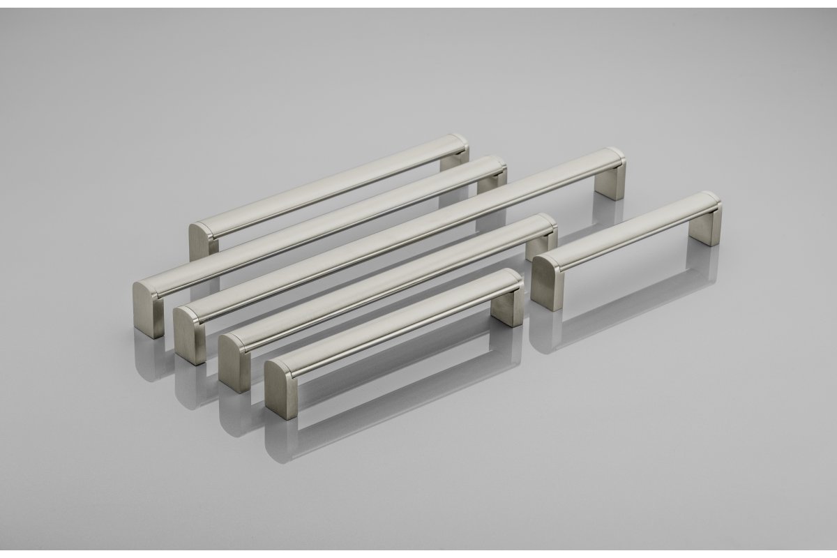 Ručka UZ 682-256 inox