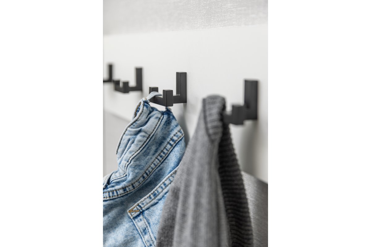 Vješalica K2202 dvostrana, crna