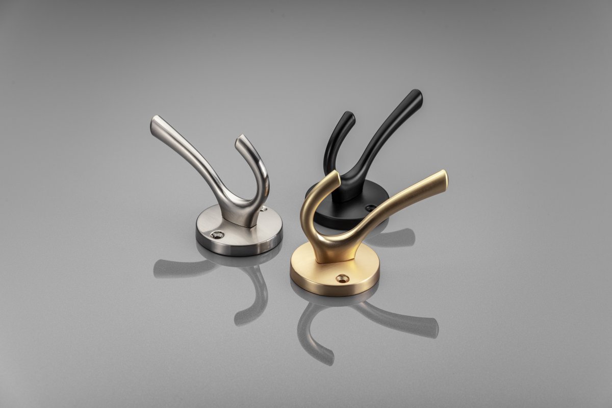 Vješalica  RHINO, ZnAl, crna